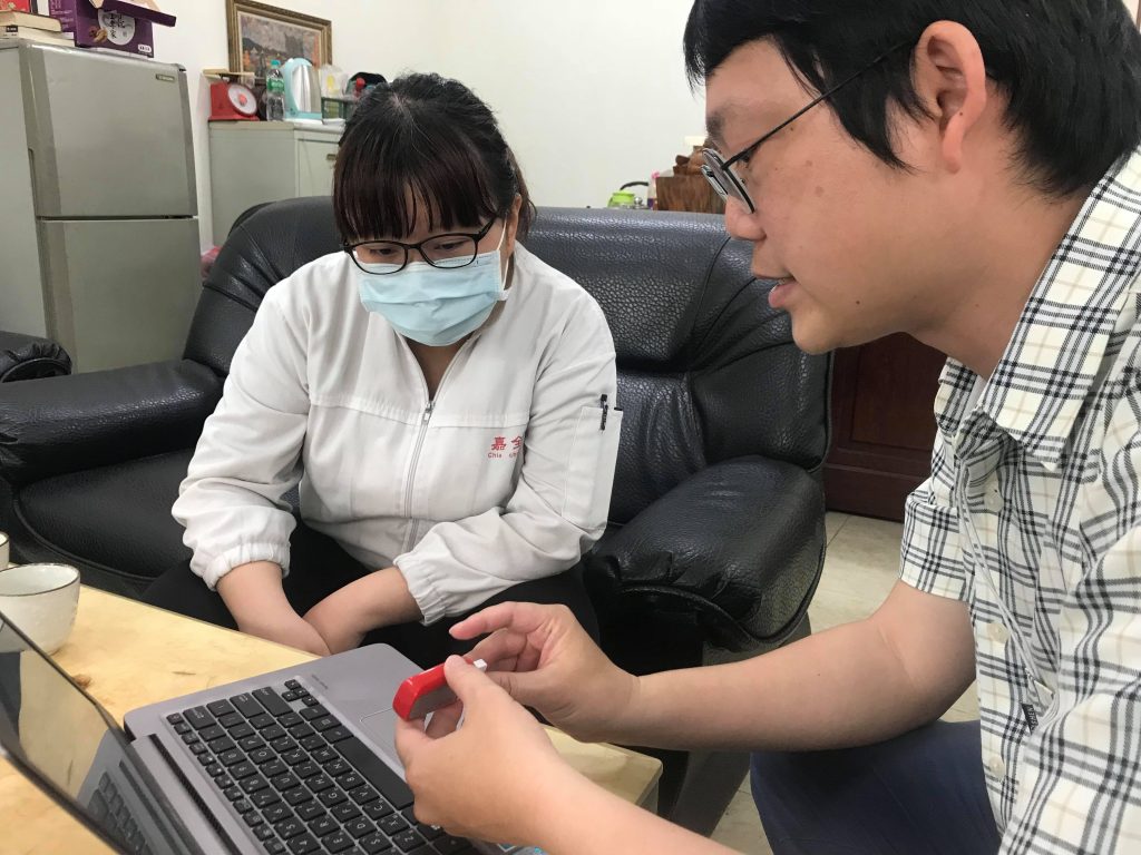 與廠商洽談改善偏鄉學校午餐冷鏈2